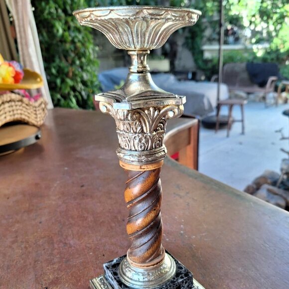 Gorgeous Vintage Dilly MFG Ornate Metal Candle Holder with Marble Base - Picture 3 of 13